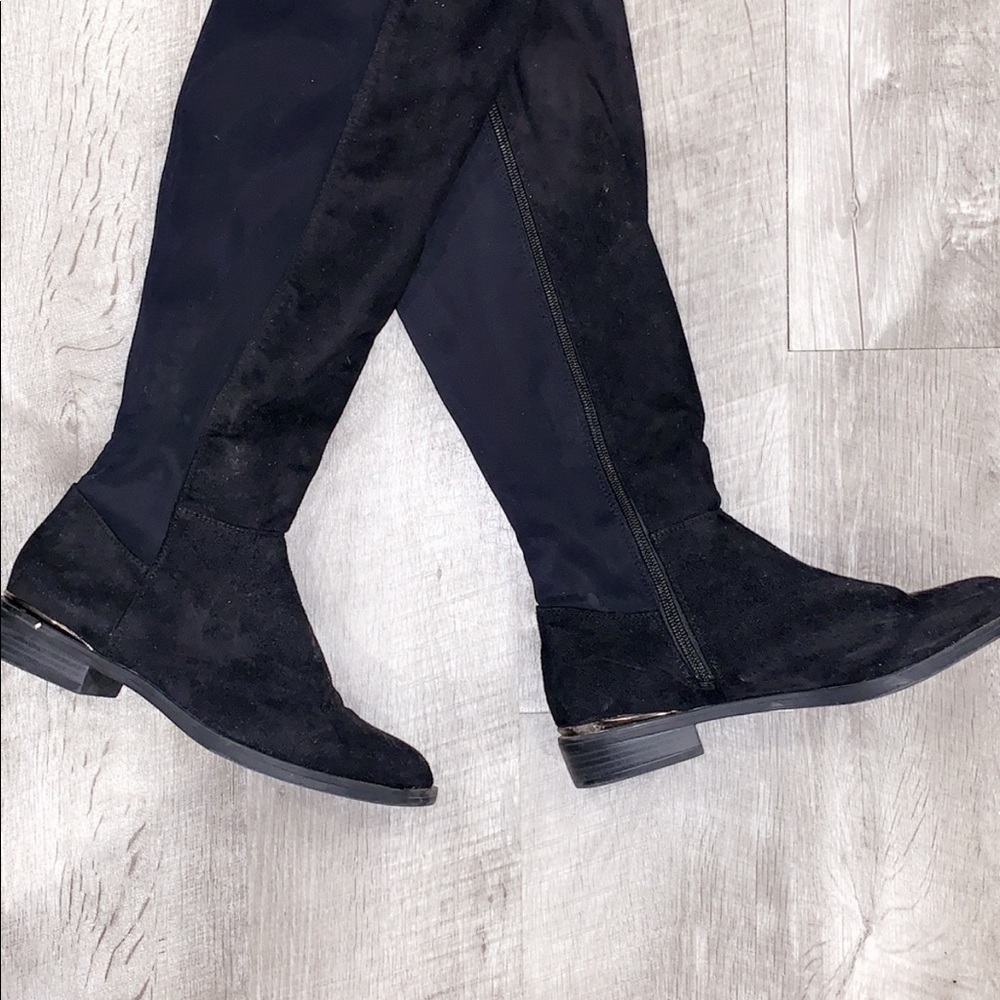 Vera Wang boots